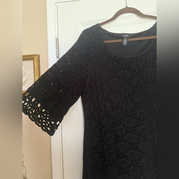 Alfani lace dress - Picture 3 of 6